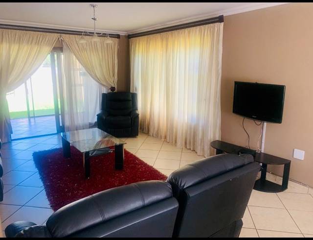 4 BEDROOM HOUSE FOR SALE IN SAVANNAH COUNTRY ESTATE